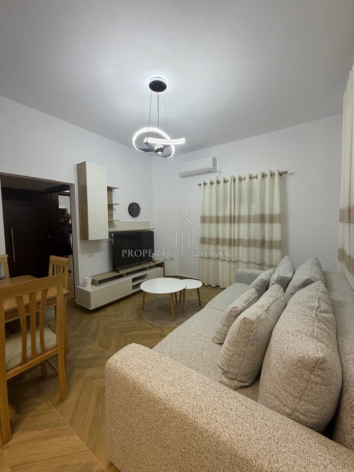 🏡 SHITET VILE 6 KATESHE E MOBILUAR SELITE