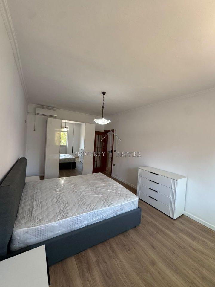 Shitet apartament 2+1 tek Sheshi Willson!