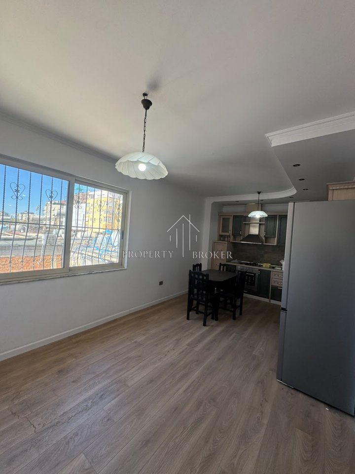 Shitet apartament 2+1 tek Sheshi Willson!