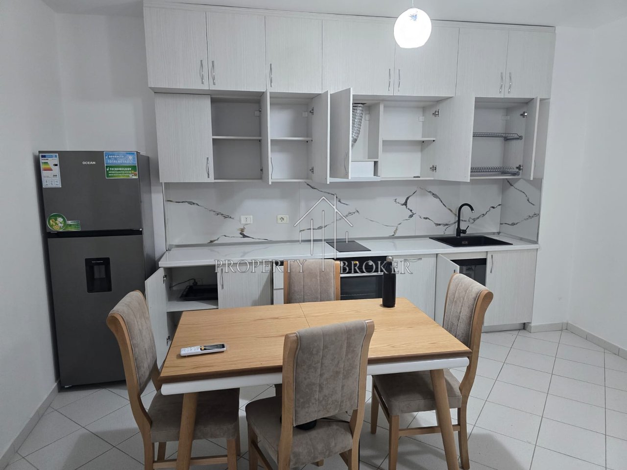 Appartamento 1+1 in vendita a Yzberisht (con ipoteca)