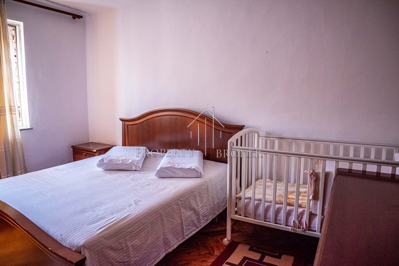 2+1 apartment for rent at Pazari i Ri!