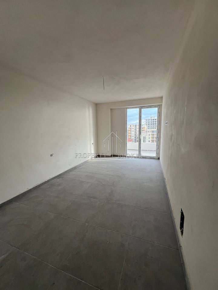 🏡 Shitet apartament 1+1 Tek kompleksi Honda 2, Shengjin!