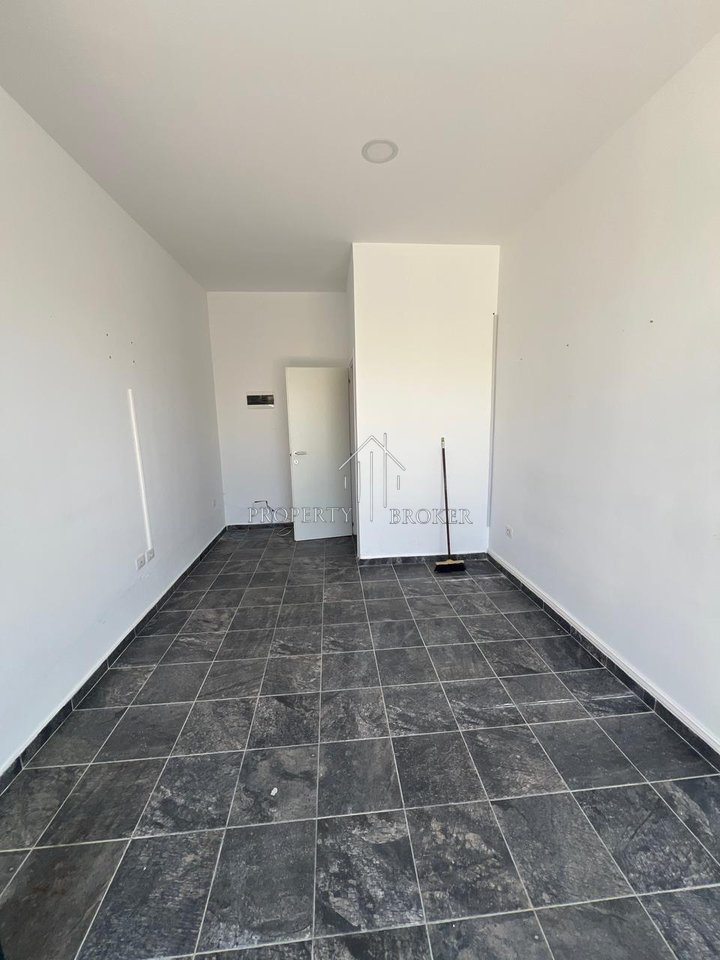 🏡Locale commerciale in affitto in Via Albanopoli, Don Bosko!