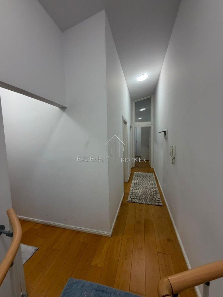 🏡 Jepet duplex  3+1+2+🅿️ me qera, Liqeni i Thate
