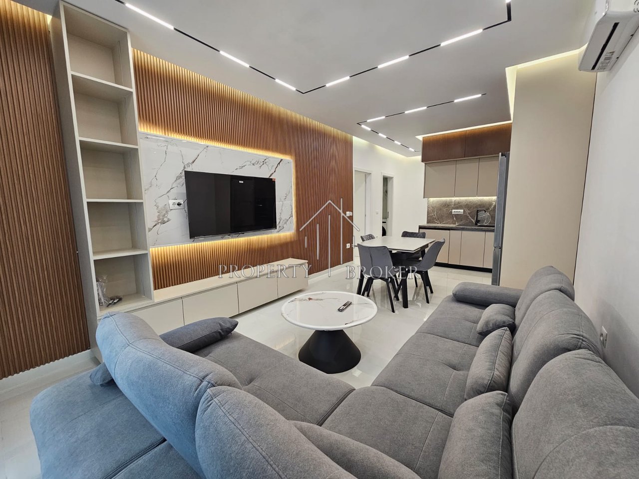 Jepet apartament 1+1 me qera tek Zogu zi