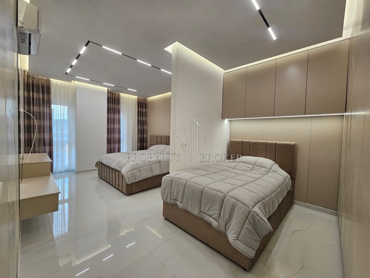 Jepet apartament 1+1 me qera tek Zogu zi