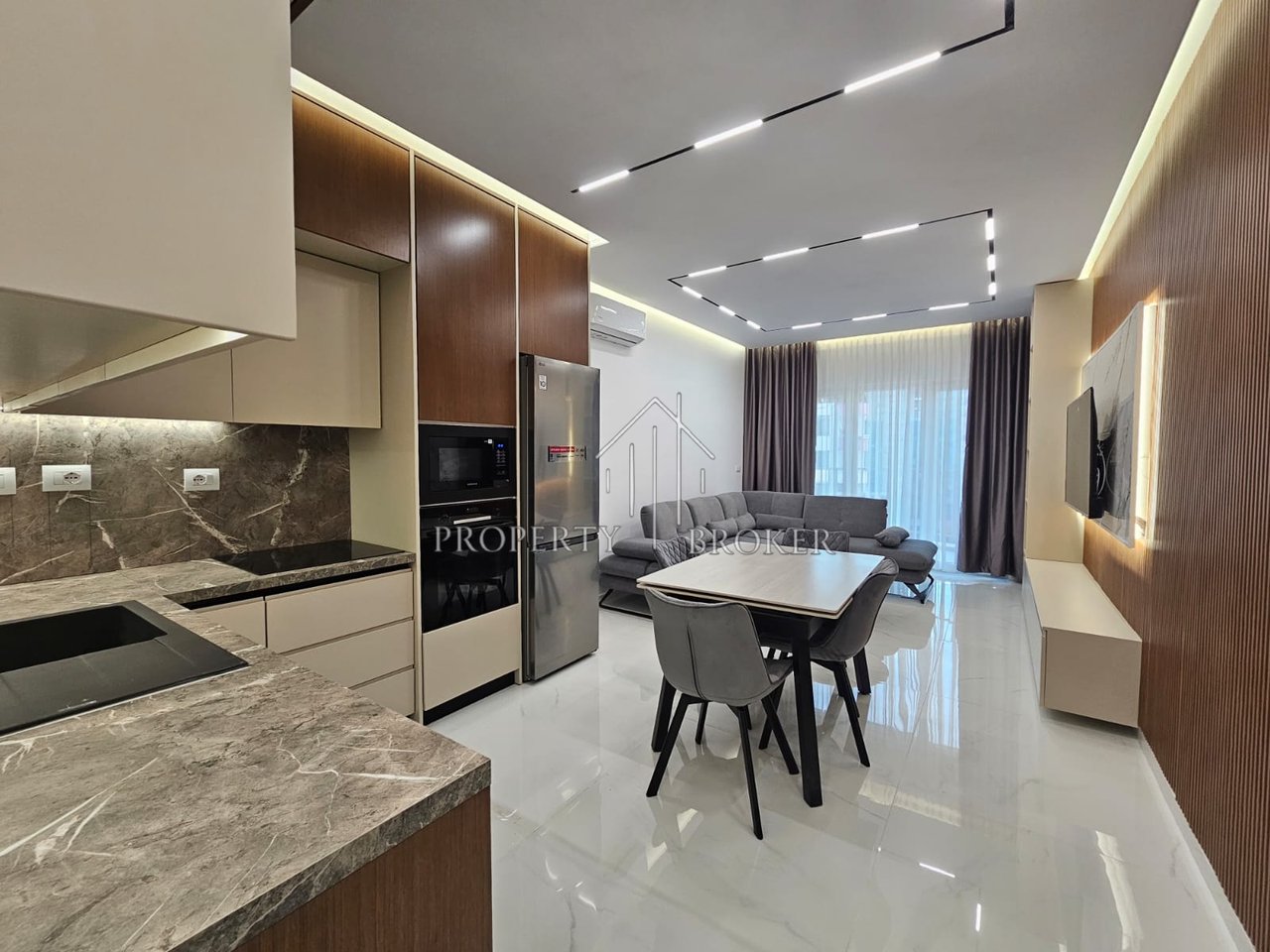 Jepet apartament 1+1 me qera tek Zogu zi