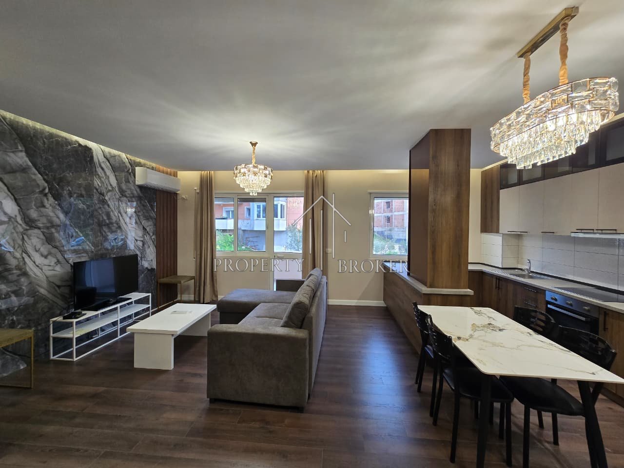 Shitet apartament 2+1+2 tek Kopshti Botanik, 197 mln Leke!