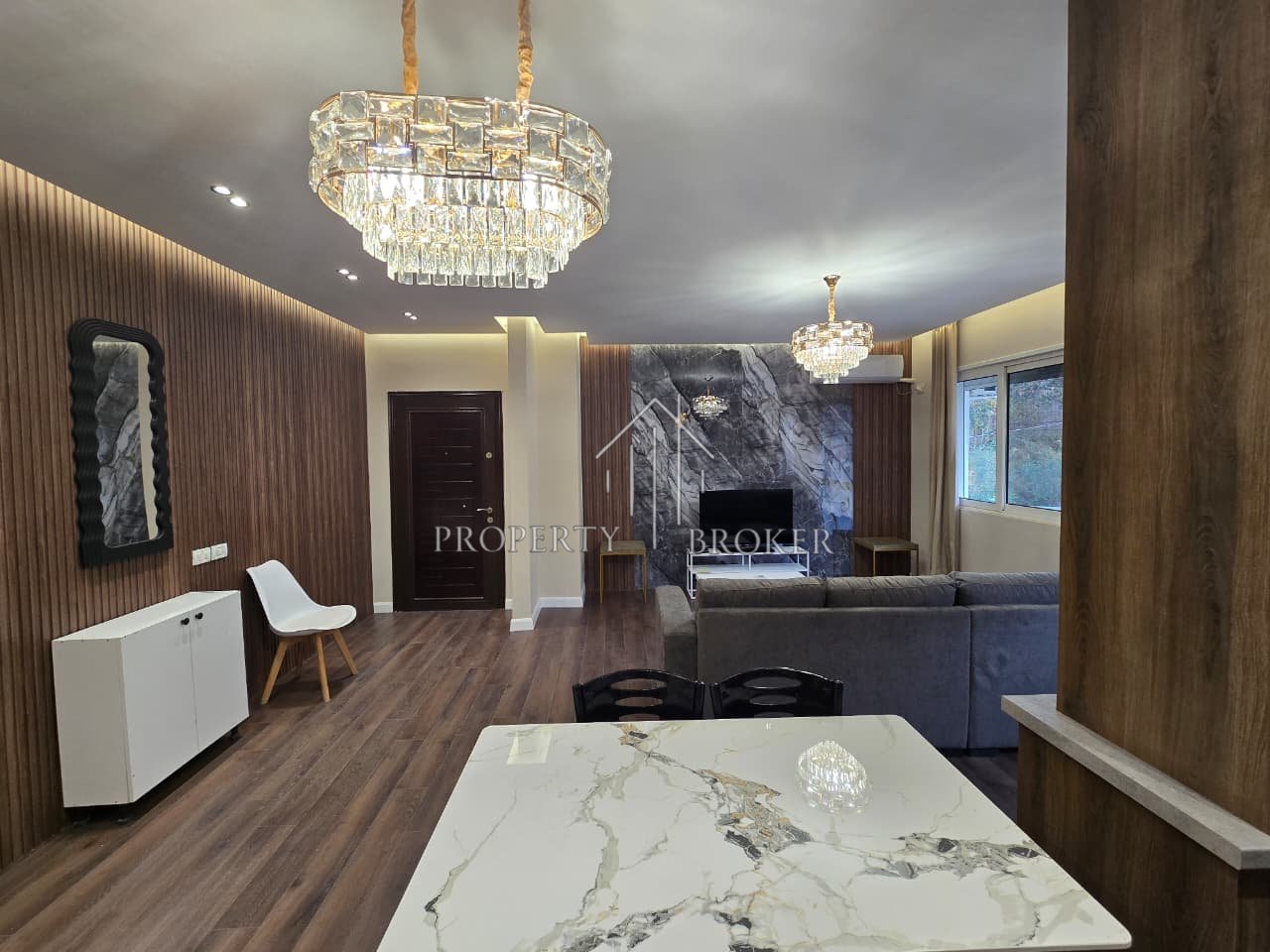 Shitet apartament 2+1+2 tek Kopshti Botanik, 197 mln Leke!