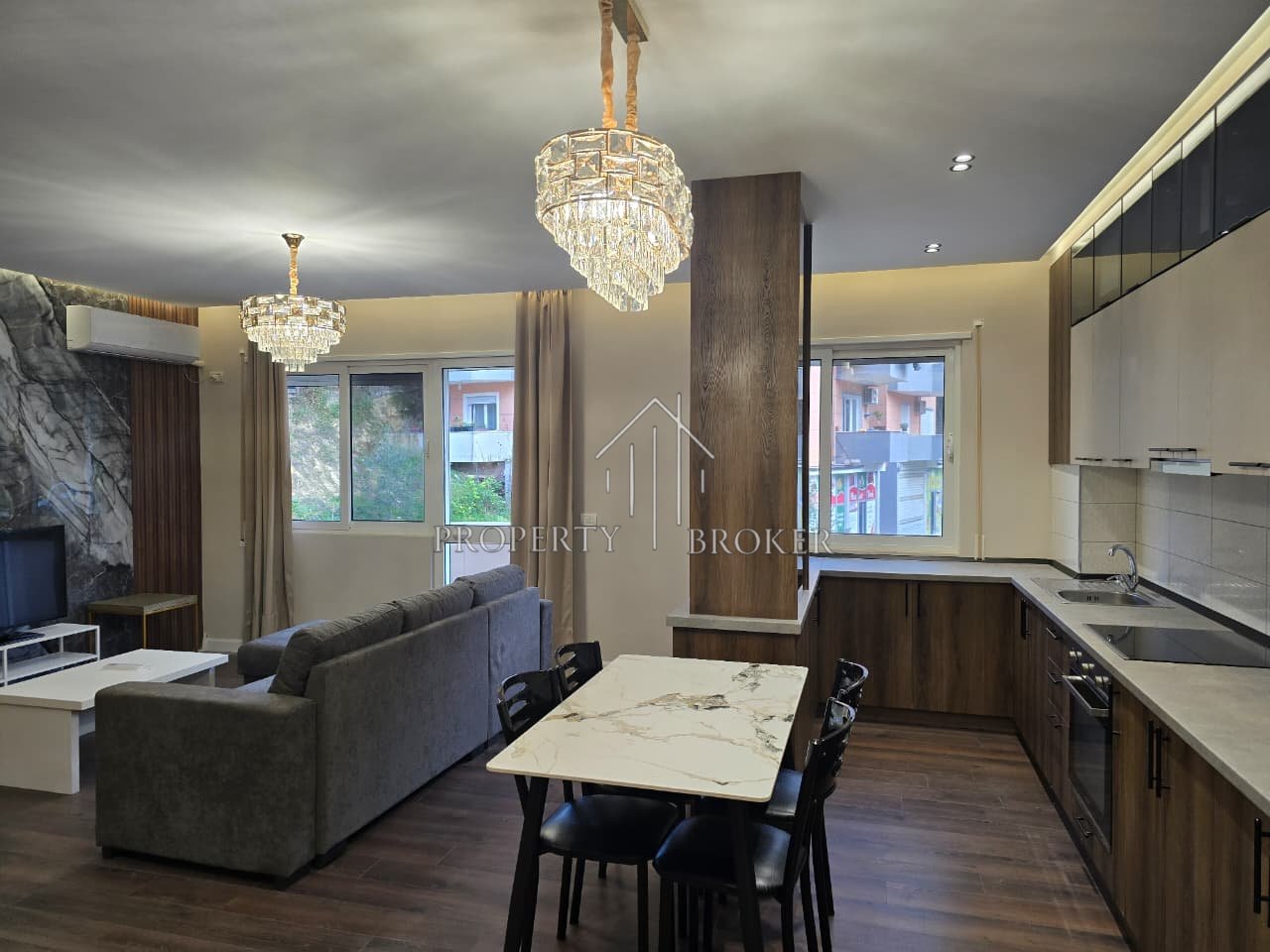 Shitet apartament 2+1+2 tek Kopshti Botanik, 197 mln Leke!