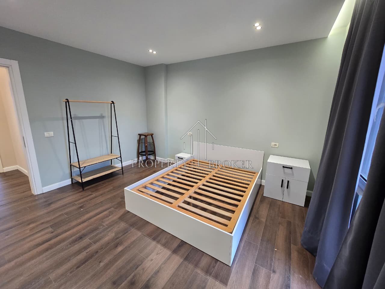 Shitet apartament 2+1+2 tek Kopshti Botanik, 197 mln Leke!