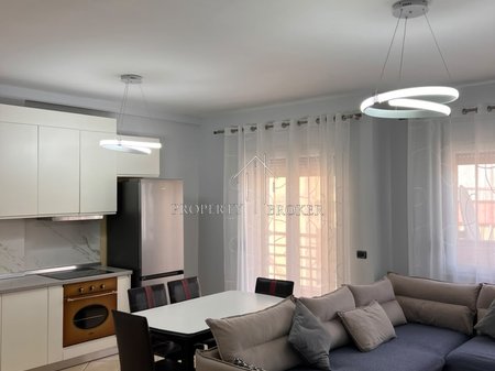 🏡 Jepet me qira apartament 2+1+2 Qemal Stafa