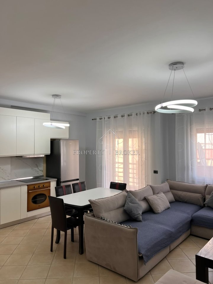 🏡 Jepet me qira apartament 2+1+2 Qemal Stafa