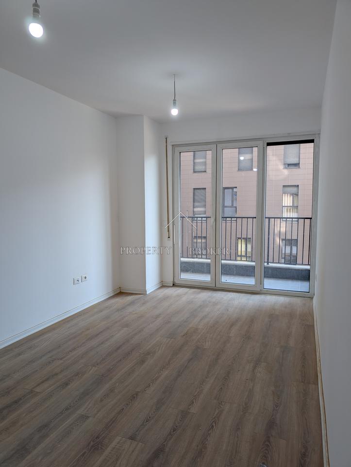 Shitet apartament 1+1 tek Trio Tower Don Bosko!
