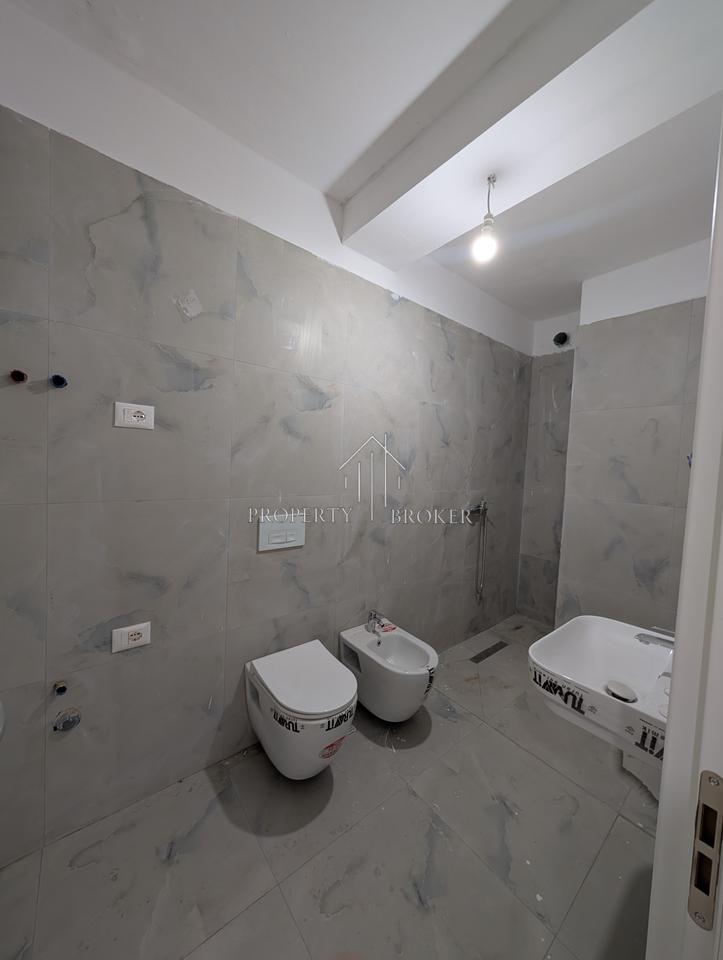 Shitet apartament 1+1 tek Trio Tower Don Bosko!
