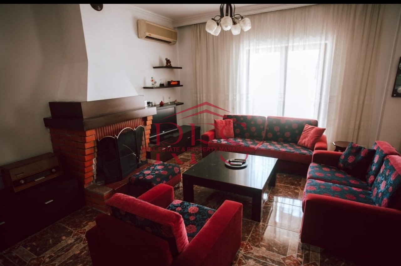 📍 Jepet me Qira Apartament 3+1 – 5 Maji, përballë Concordit