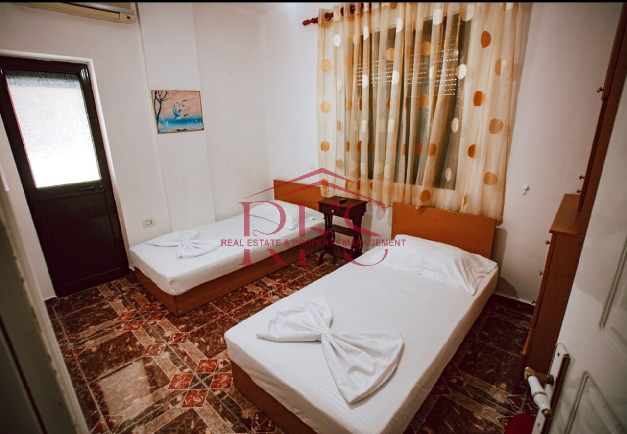 📍 Jepet me Qira Apartament 3+1 – 5 Maji, përballë Concordit