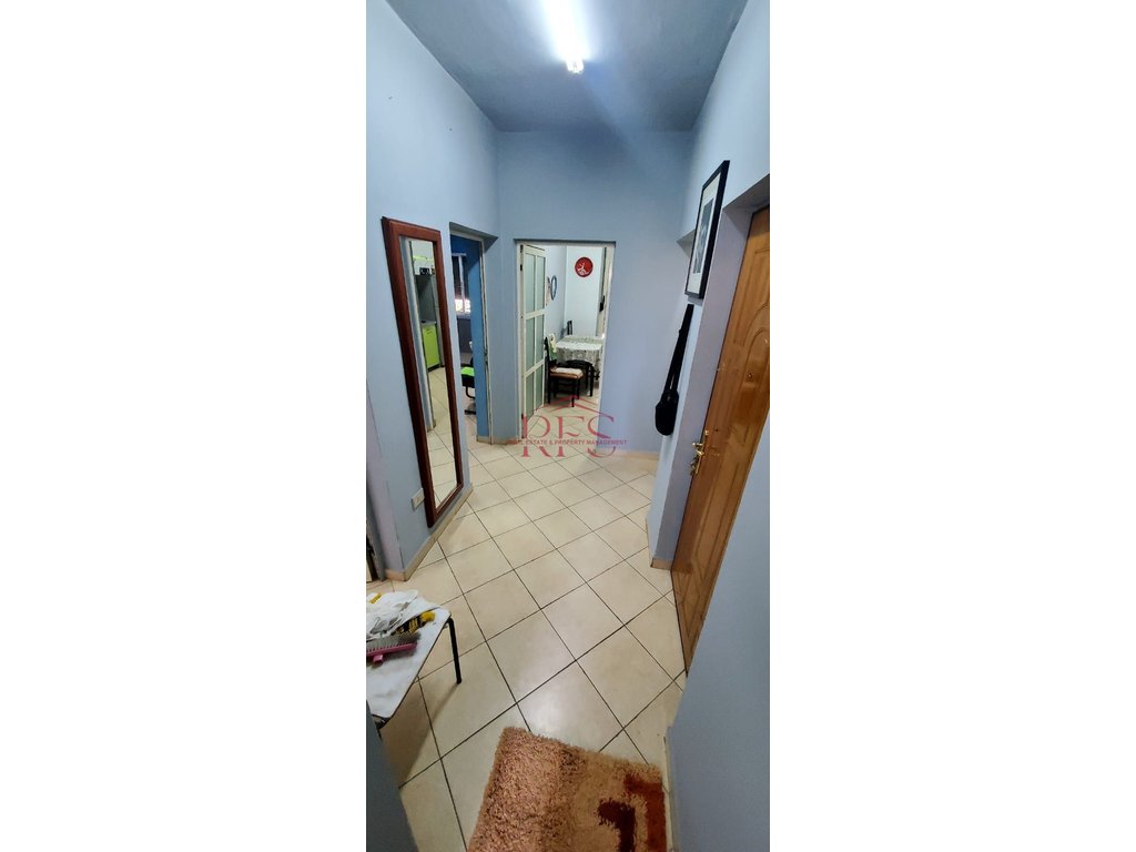 Gallery 01