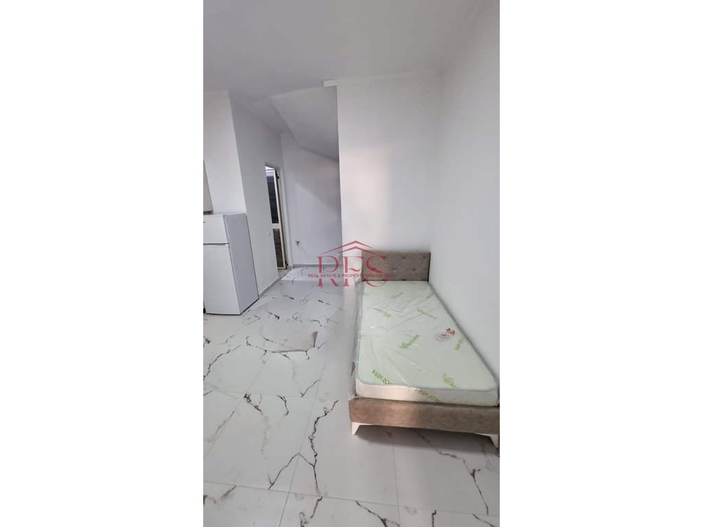 Gallery 01