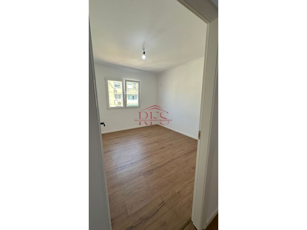 Gallery 01