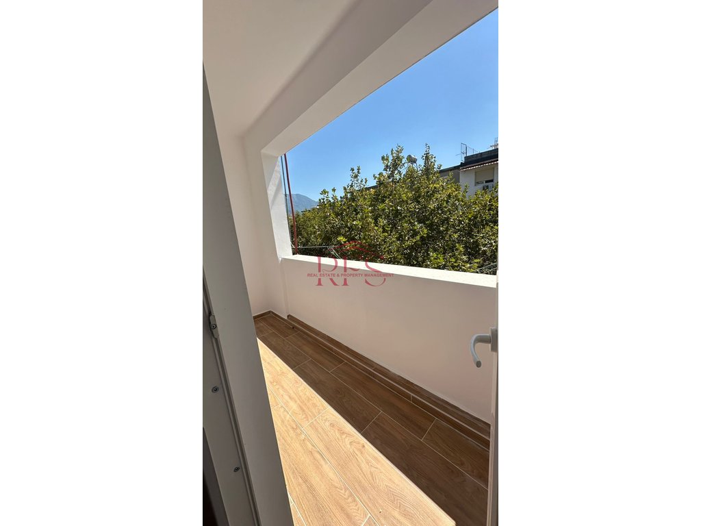 Gallery 01