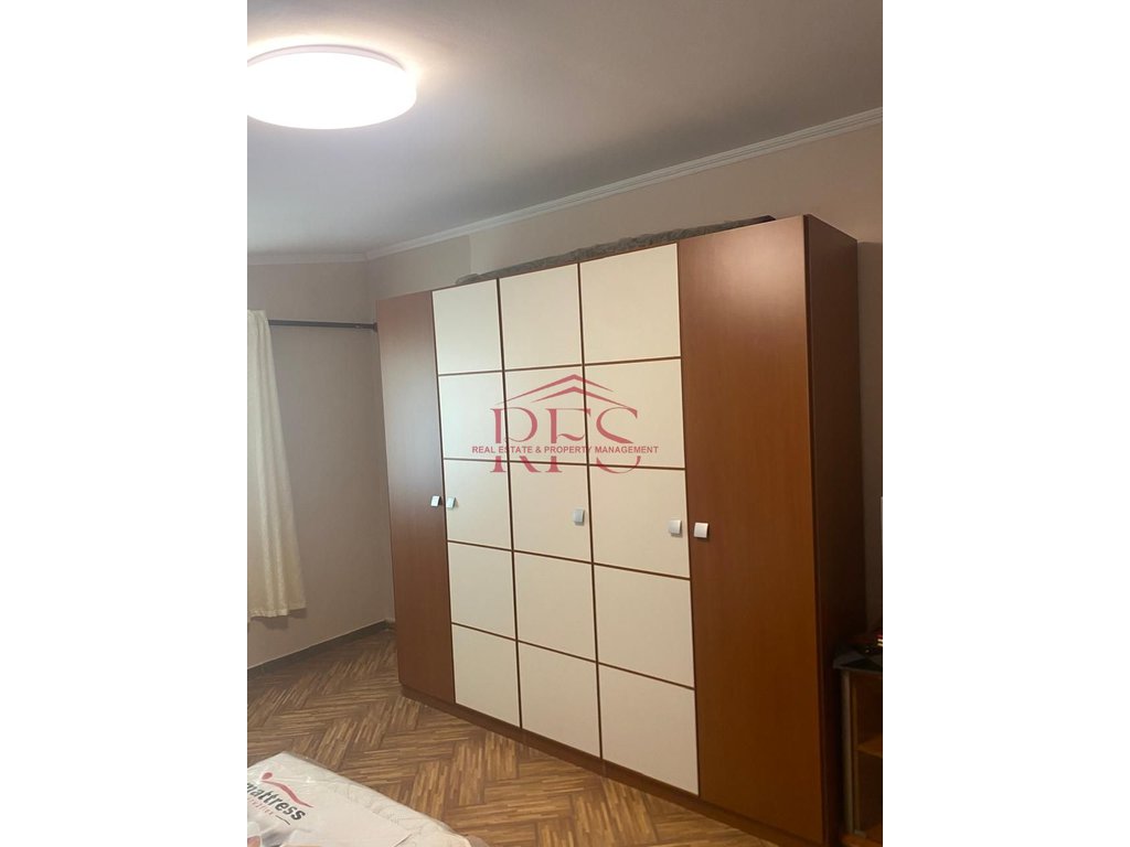 Gallery 01