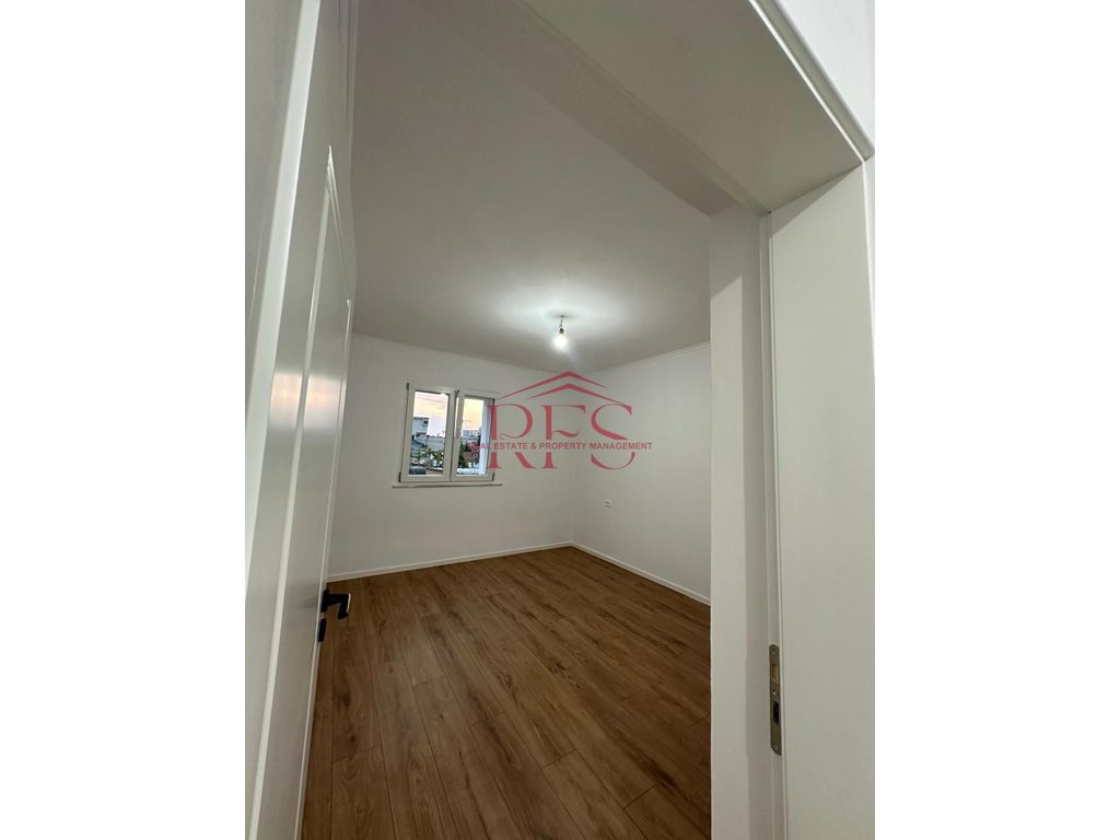 Gallery 01