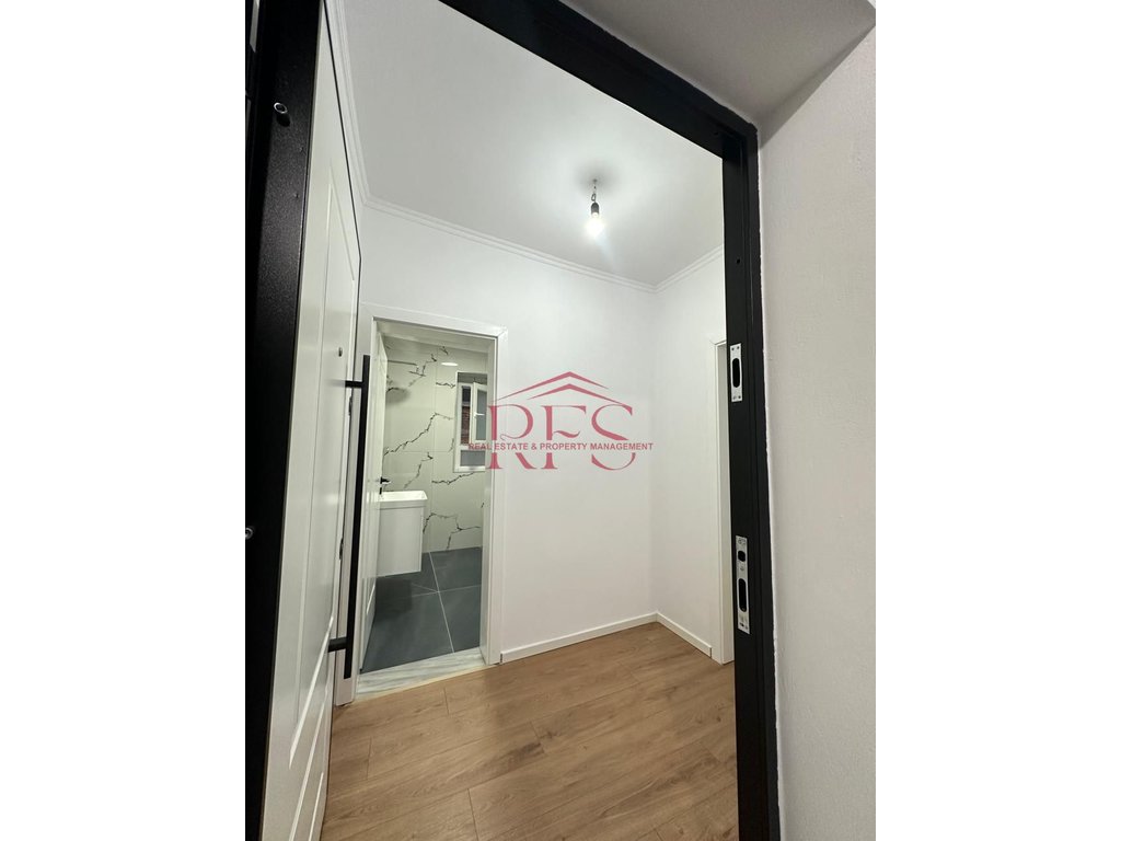 Gallery 01