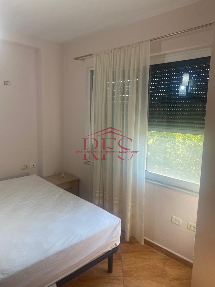 📍 Jepet me Qera Apartament 2+1 – Brryl, tek Materniteti i Ri