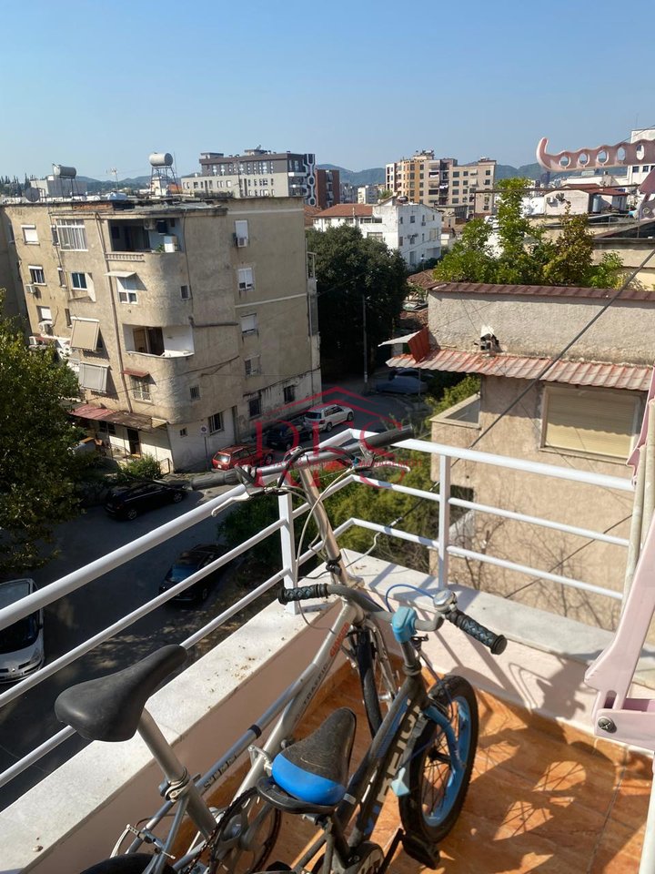 📍 Jepet me Qera Apartament 2+1 – Brryl, tek Materniteti i Ri