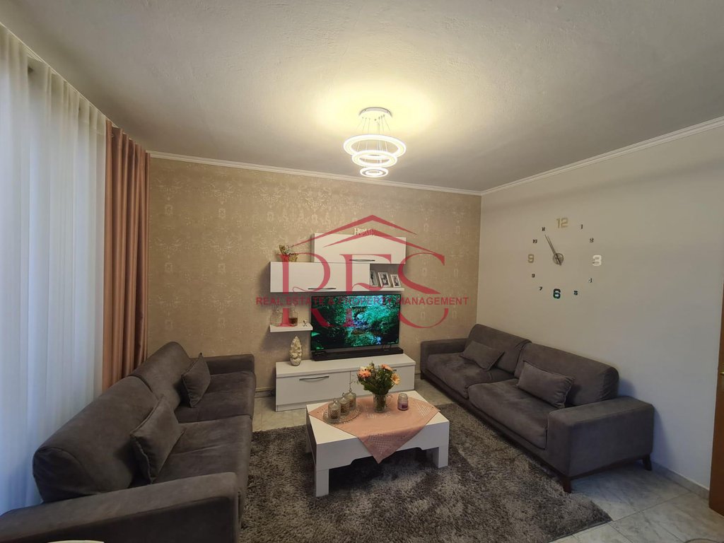 Gallery 01