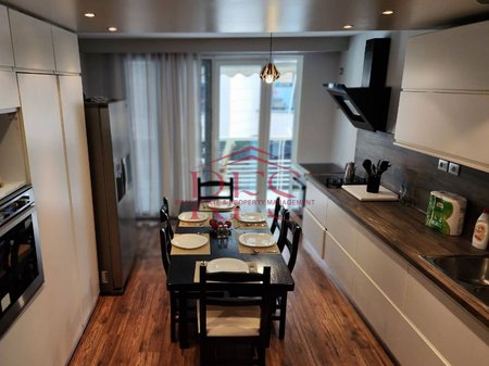 APARTAMENT 2+1 , Rr.Kosovareve Super i Mobiluar
Rr.Margarita Tutulani