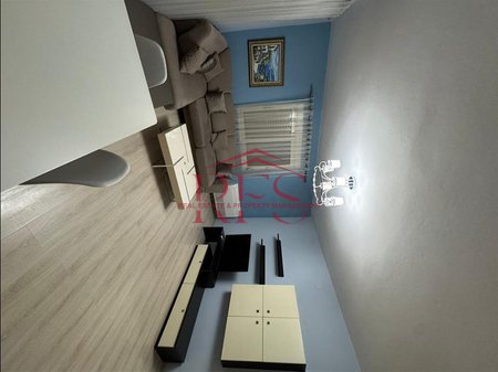 Jepet me qira – Apartament 2+1, 96 m² | Rruga Ferit Xhajko, Tiranë
💰 Çmimi: 60,000 Lekë / muaj