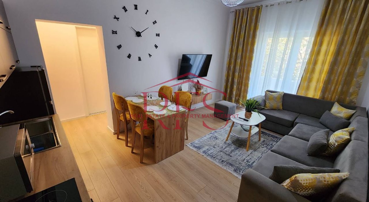 2+1 APARTMENT on Kavaja Street FOR RENT
