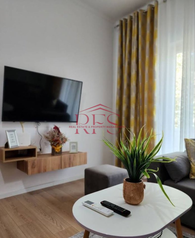 2+1 APARTMENT on Kavaja Street FOR RENT