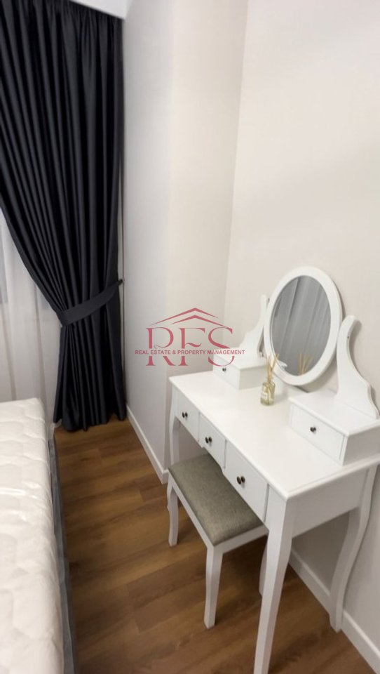 Jepet me qira apartament luksoz 1+1 – Liqeni i Thatë, pranë Hotel Radisson