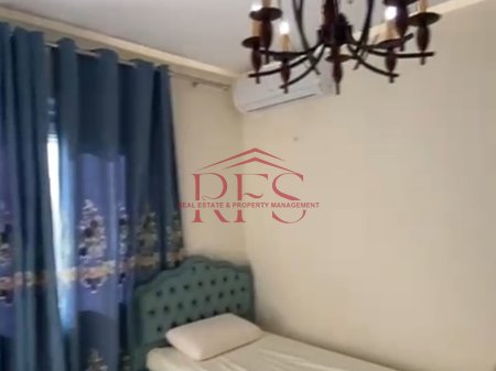 Si affitta monolocale arredato in Via Shefqet Ndroqi.