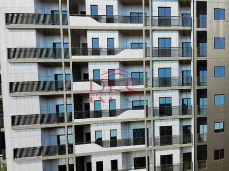 Shitet Apartament 1+1 ne Misto Mame
vetëm 300 metra nga Rreth-Rrotullimi i Yzberishtit