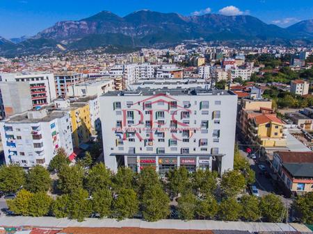 📍  Jepet me Qera Ambient për Zyra – Pas Concordit