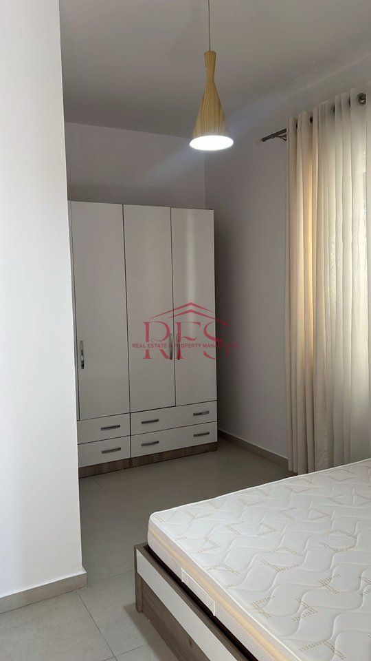 📍 Jepet me Qera Super Hyrje Private – Poshtë Spitalit Amerikan 2