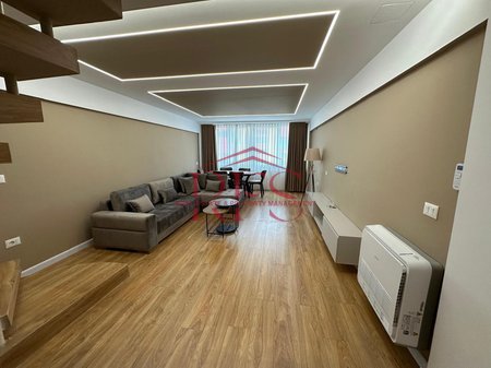 JEPET ME QERA SUPER APARTAMENT 2+1 DUPLEX – QENDËR TIRANË (MUZEU)