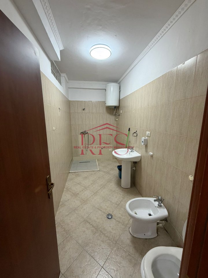 🏠 VENDESI APPARTAMENTO 1+1 – FRESCO/ 91000 EURO