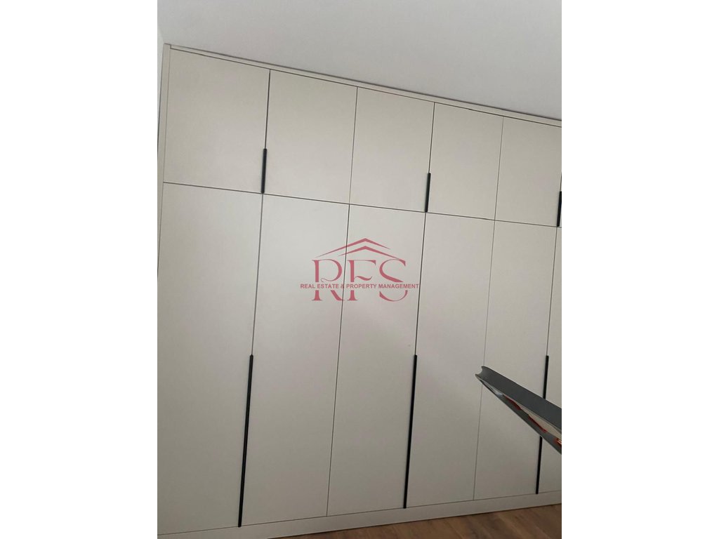 Gallery 01