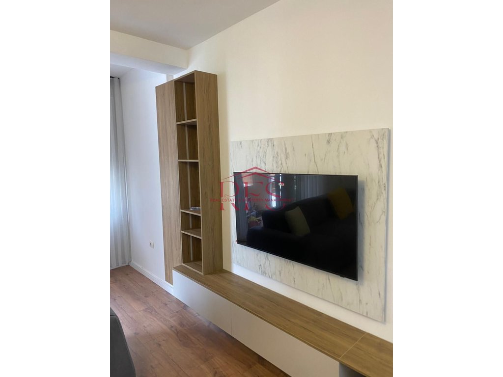 Gallery 01