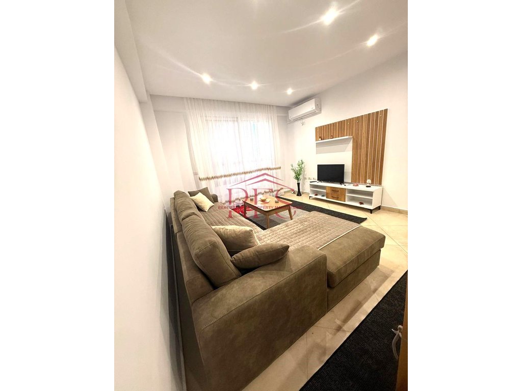 Gallery 01