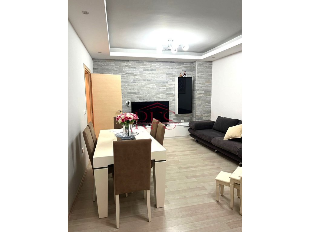Gallery 01