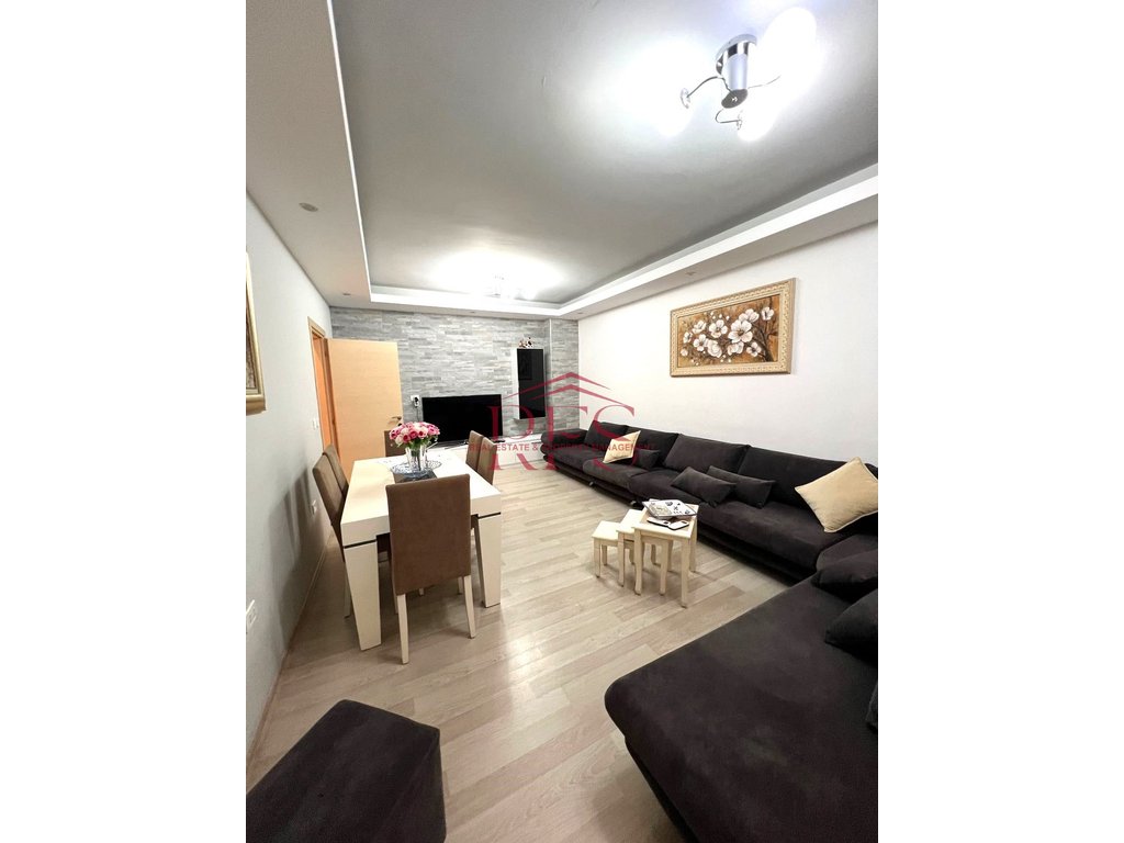 Gallery 01