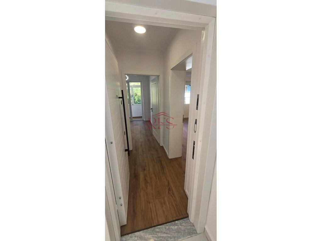 Gallery 01