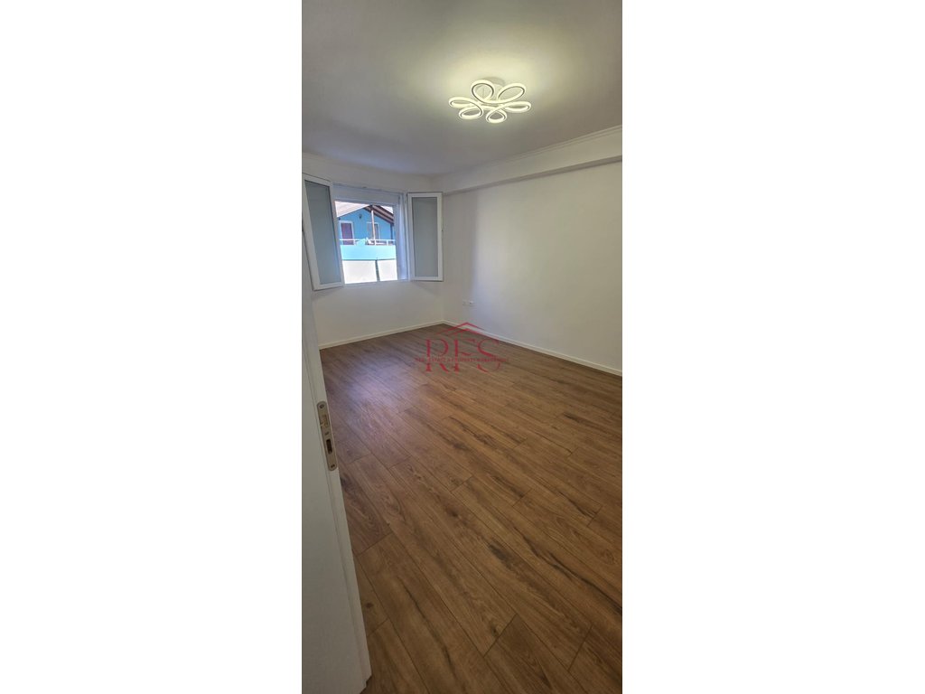 Gallery 01