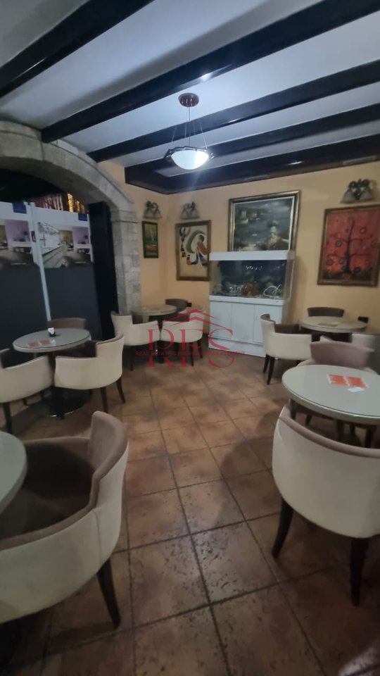 Bar Restaurant Hotel for rent